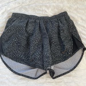 Cute design black Nike shorts, Small